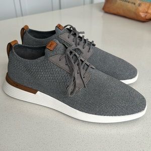 Wolf & Shepherd Swiftknit Derby size 9.5 (READ DESCRIPTION)